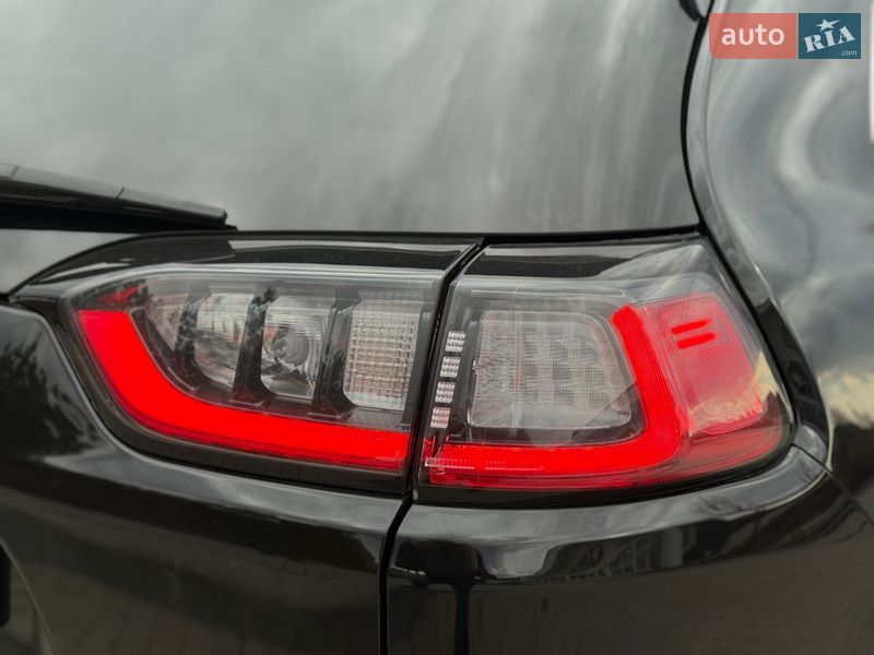 Внедорожник / Кроссовер Jeep Cherokee 2022 в Бердичеве