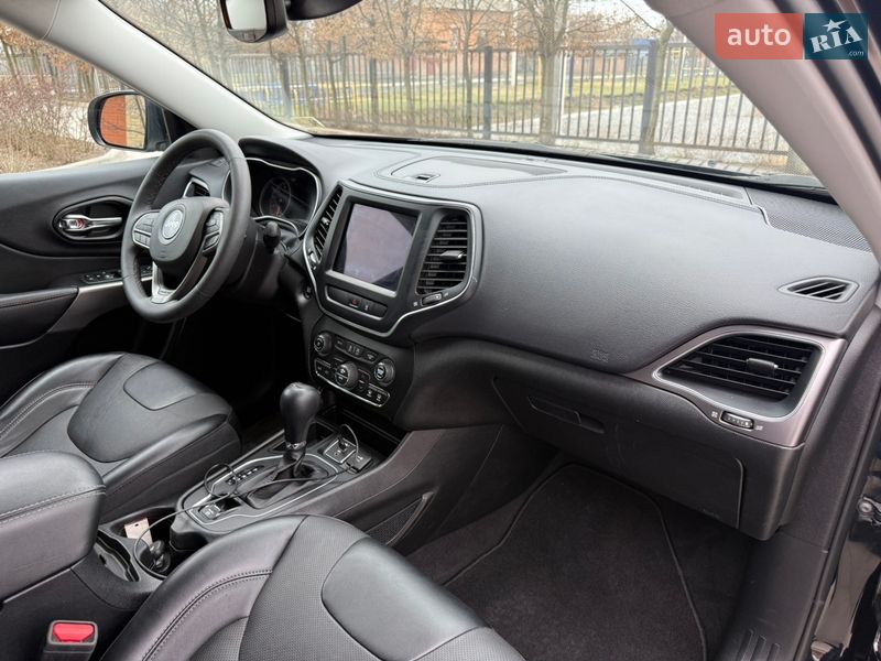 Внедорожник / Кроссовер Jeep Cherokee 2022 в Бердичеве