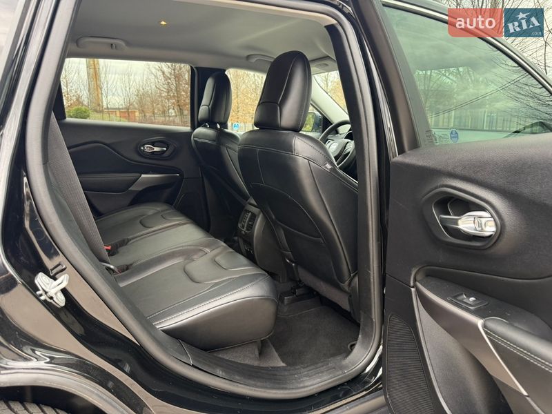 Внедорожник / Кроссовер Jeep Cherokee 2022 в Бердичеве