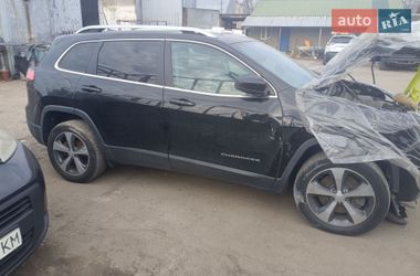 Внедорожник / Кроссовер Jeep Cherokee 2019 в Киеве