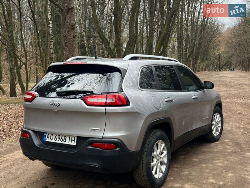 Внедорожник / Кроссовер Jeep Cherokee 2017 в Львове