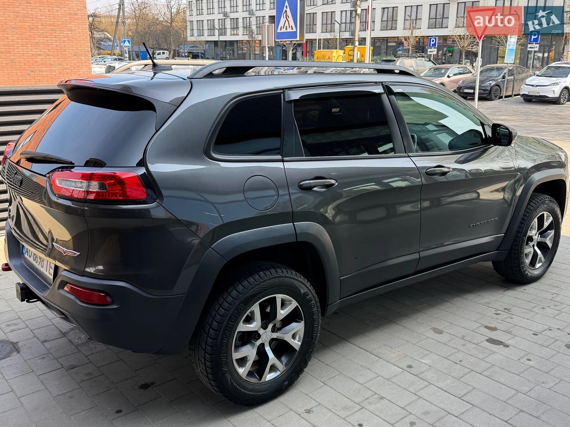 2014 Jeep Cherokee - мініатюра 4