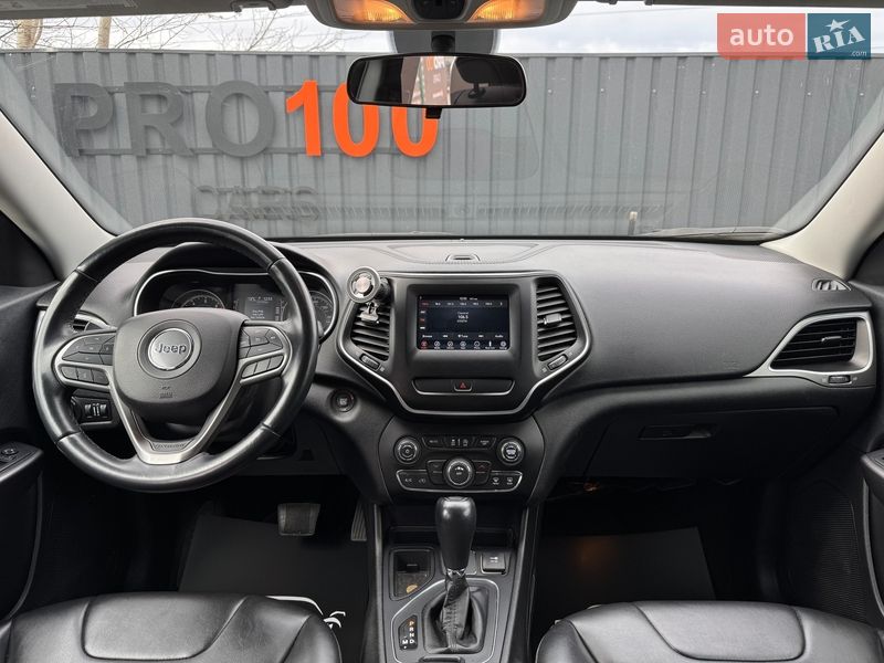 Внедорожник / Кроссовер Jeep Cherokee 2018 в Киеве