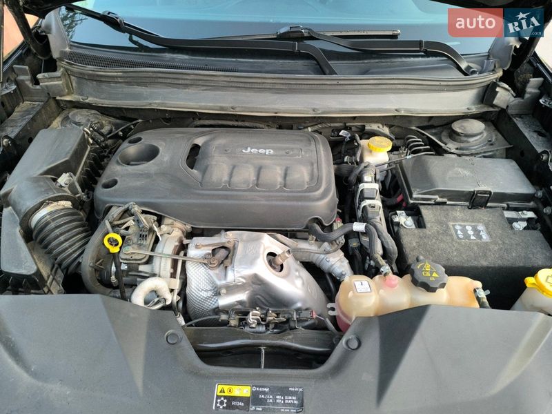 Позашляховик / Кросовер Jeep Cherokee 2020 в Рівному