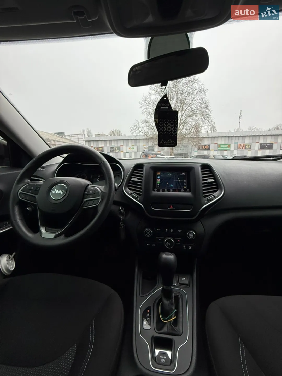 2020 Jeep Cherokee - мініатюра 24