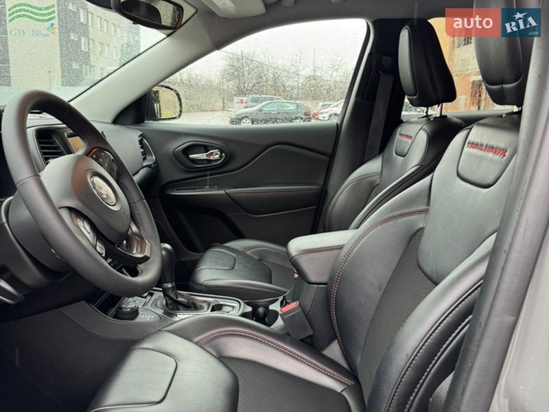 Внедорожник / Кроссовер Jeep Cherokee 2022 в Тернополе