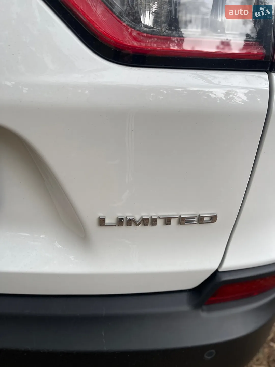 2019 Jeep Cherokee - мініатюра 31