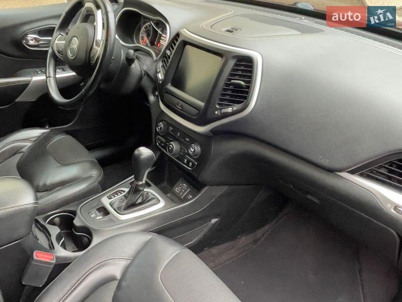 Позашляховик / Кросовер Jeep Cherokee 2017 в Вінниці