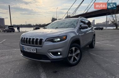 Внедорожник / Кроссовер Jeep Cherokee 2019 в Киеве