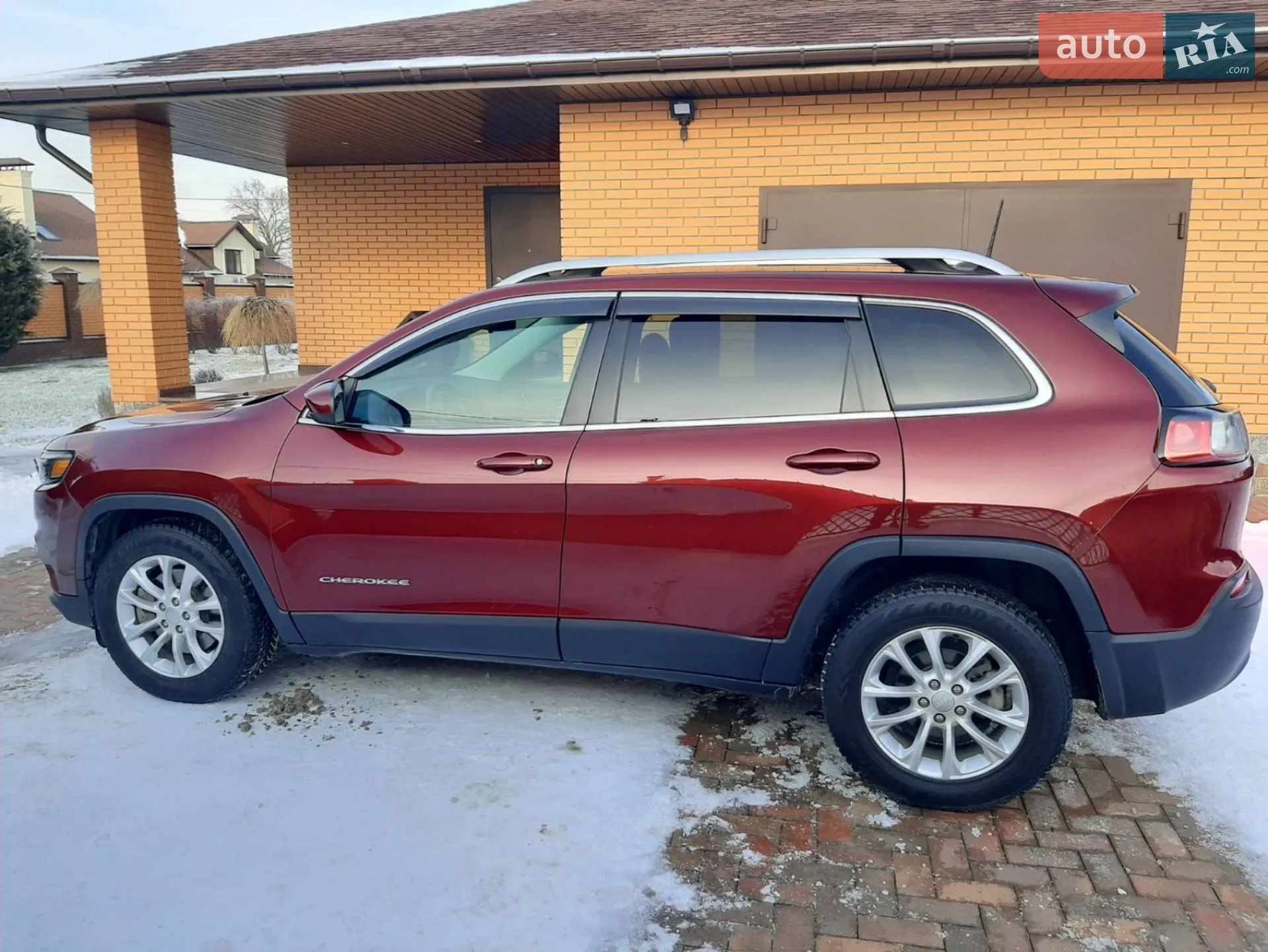 2019 Jeep Cherokee - мініатюра 8