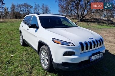 Позашляховик / Кросовер Jeep Cherokee 2015 в Лубнах