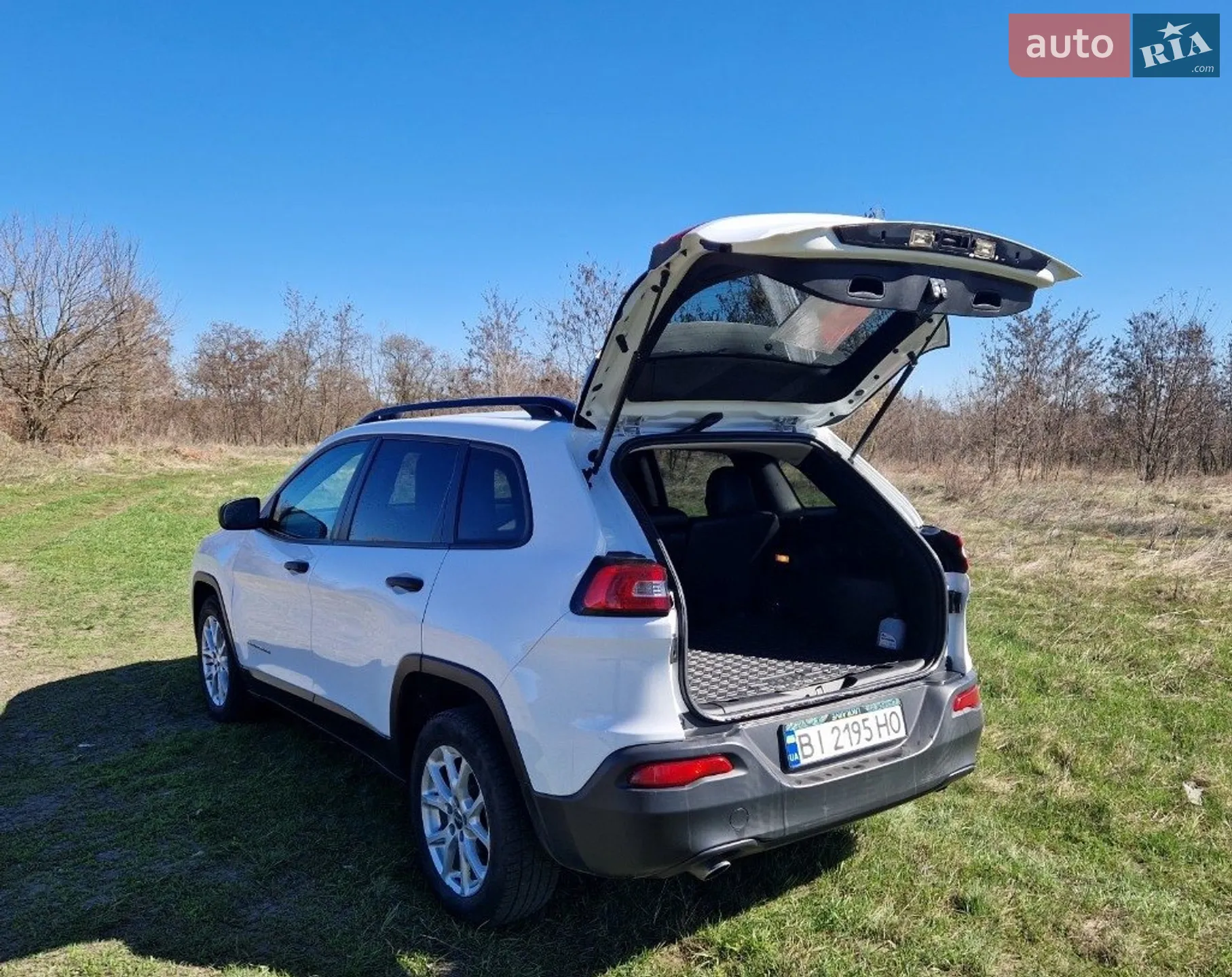 2015 Jeep Cherokee - мініатюра 14