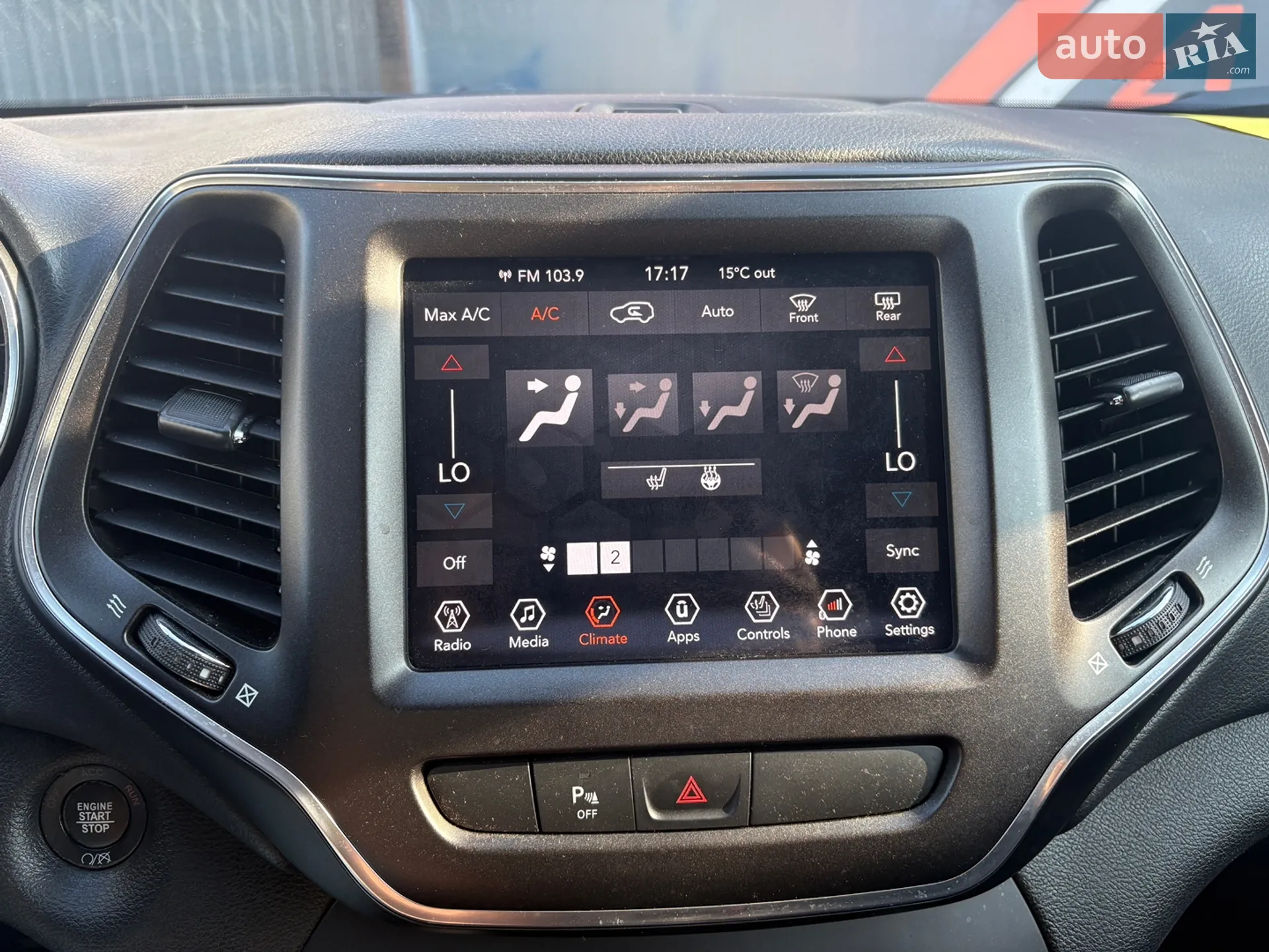 2019 Jeep Cherokee - мініатюра 14
