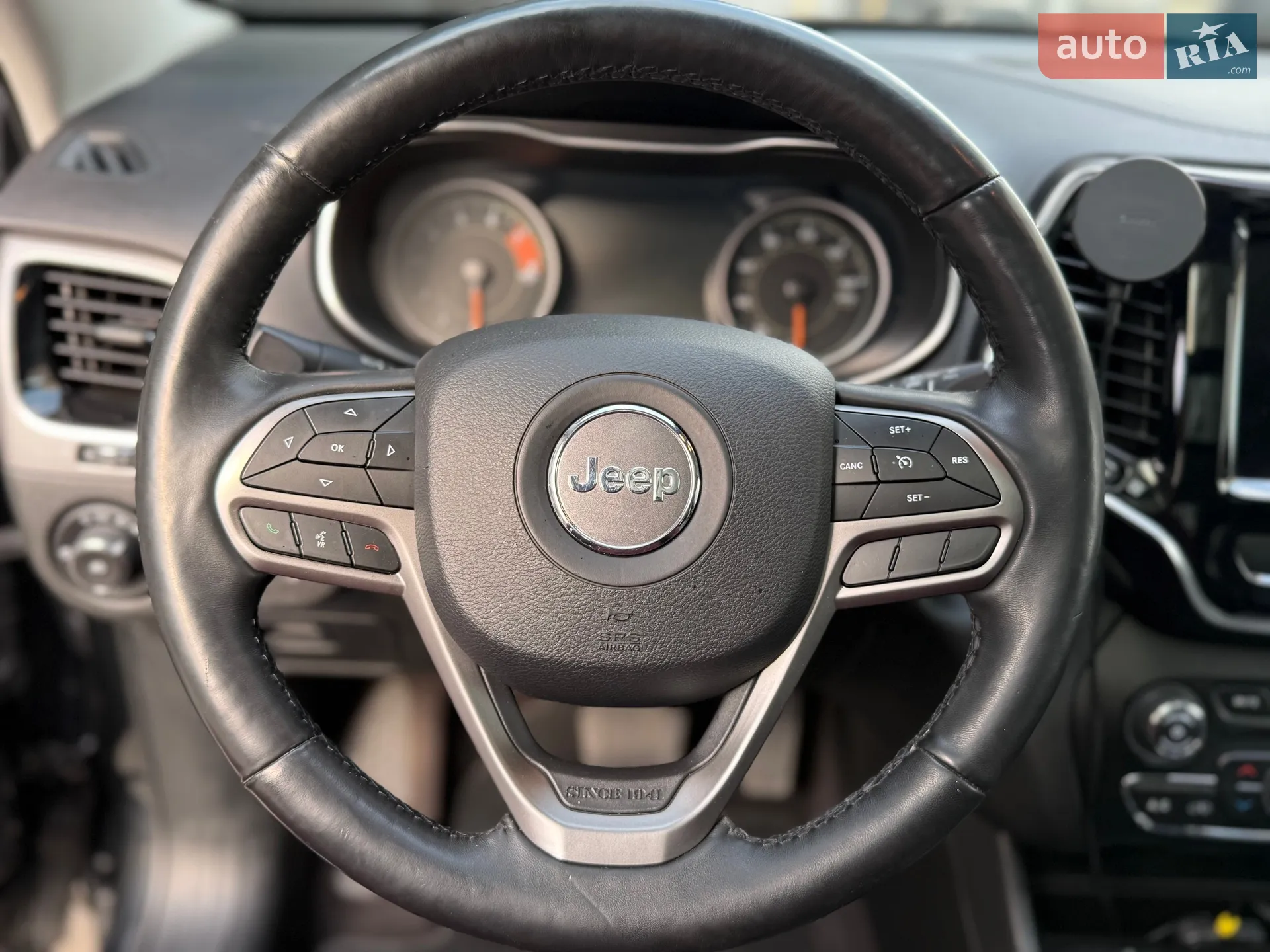 2018 Jeep Cherokee - мініатюра 17