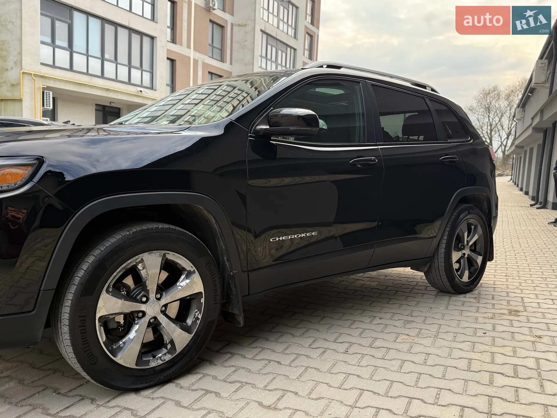 2018 Jeep Cherokee - мініатюра 14