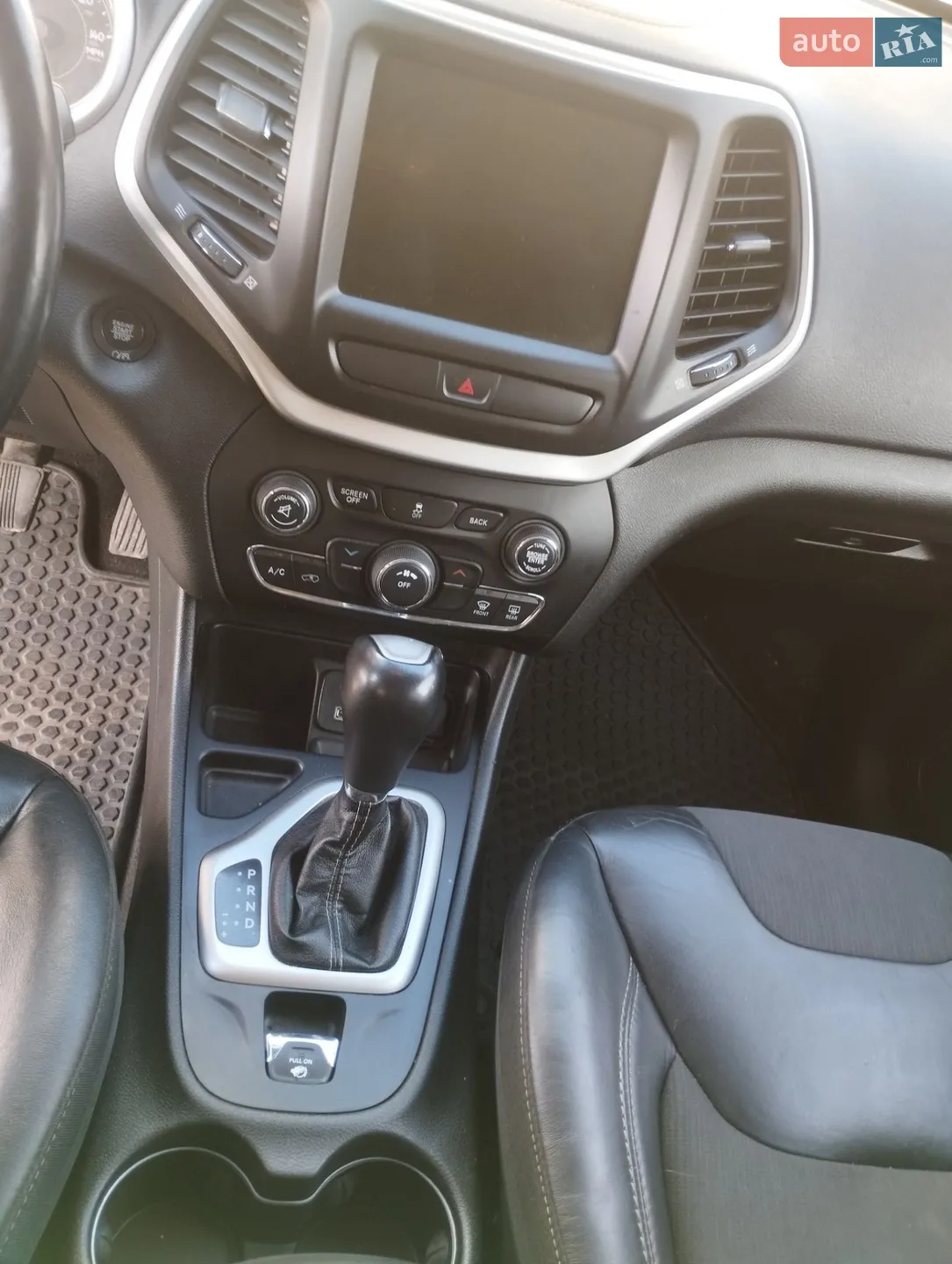 2017 Jeep Cherokee - мініатюра 23
