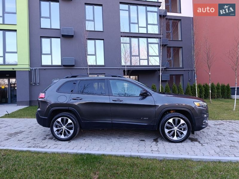 Позашляховик / Кросовер Jeep Cherokee 2022 в Хмельницькому