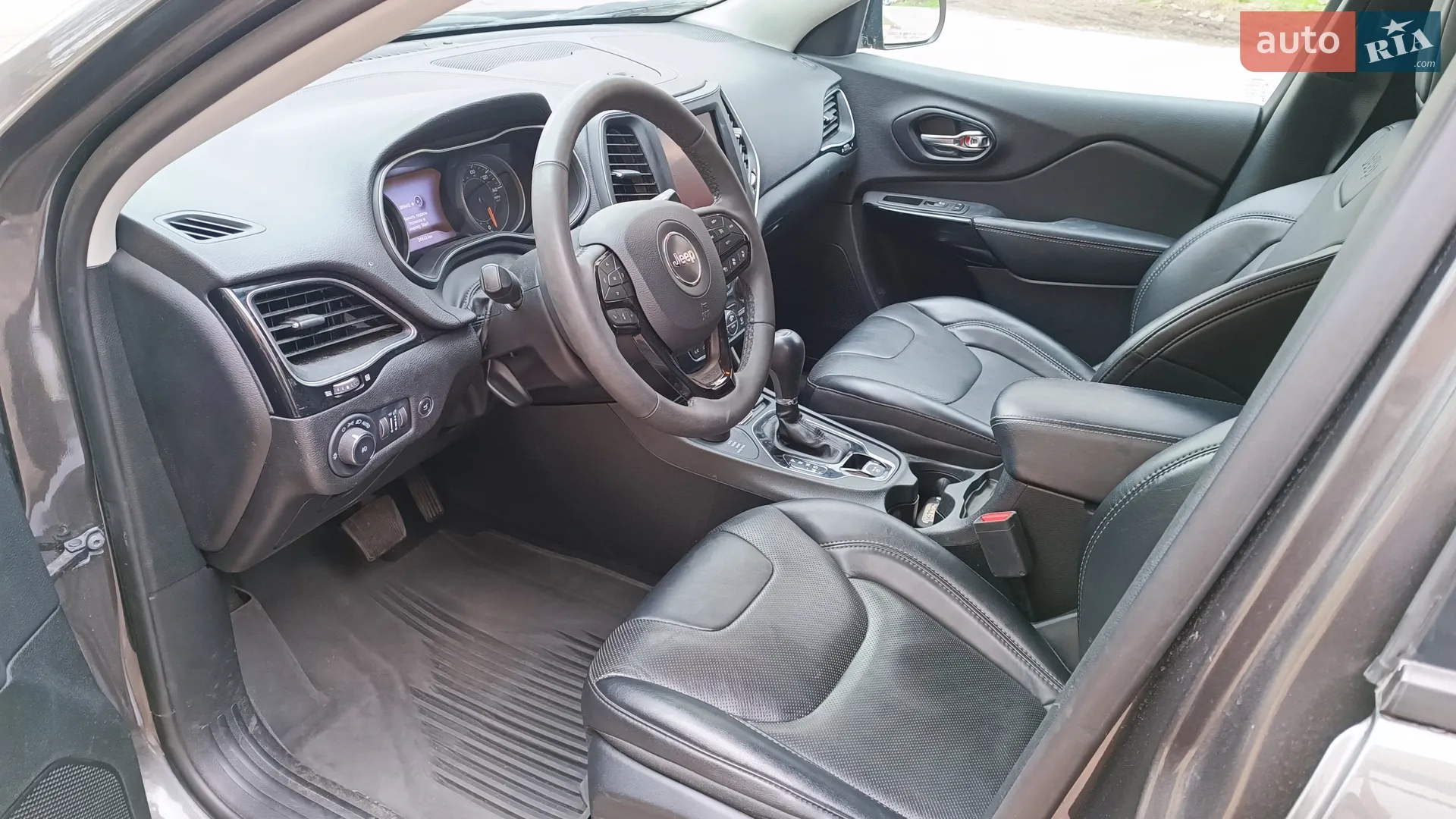 2022 Jeep Cherokee - мініатюра 8