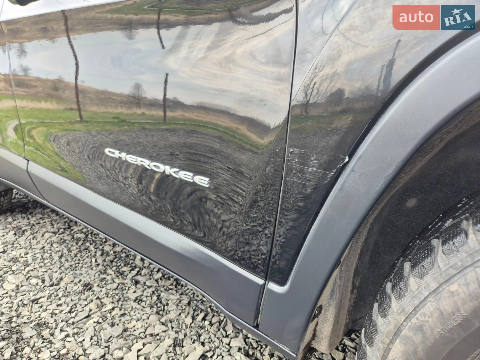 2018 Jeep Cherokee - мініатюра 28