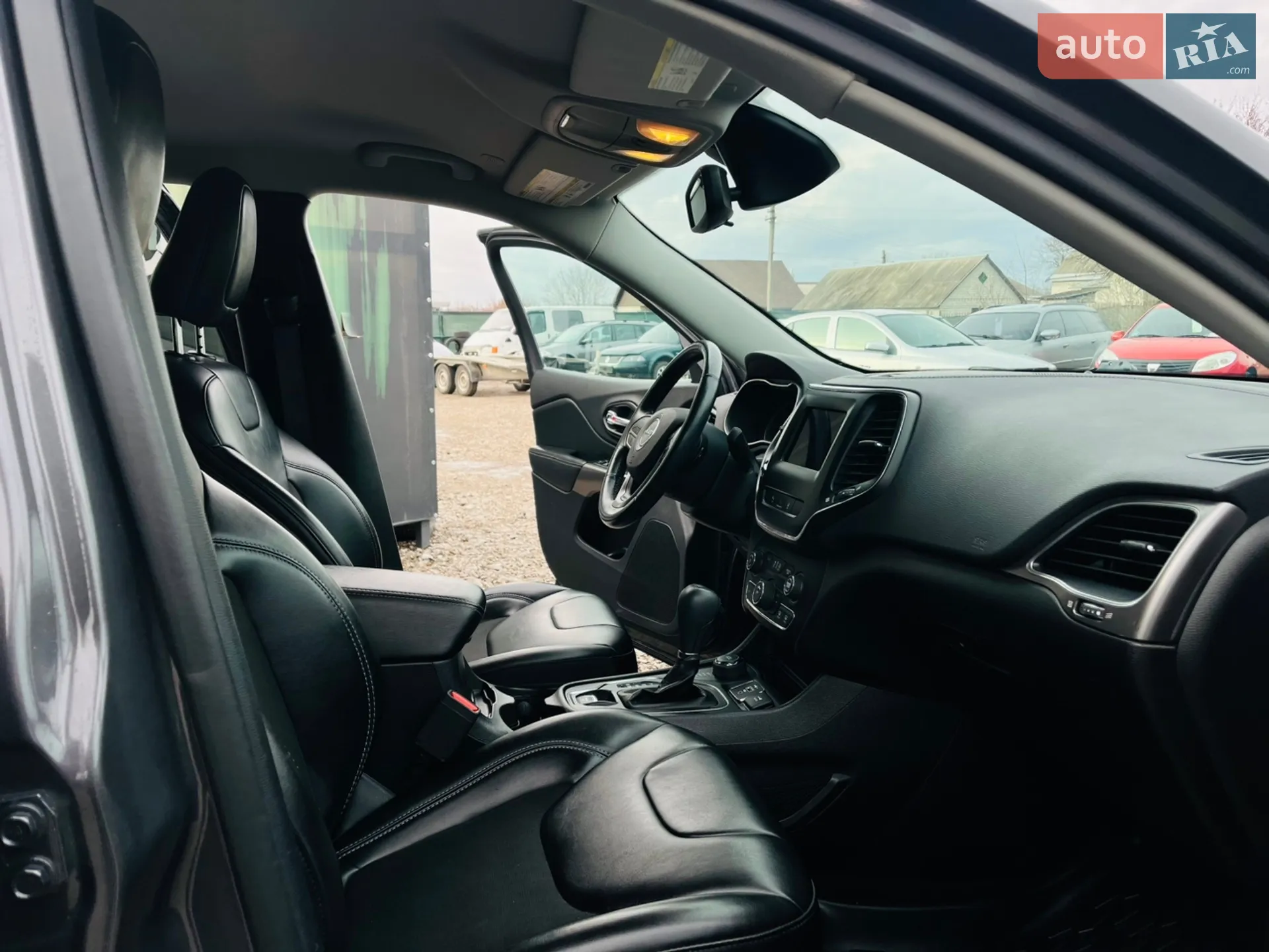 2021 Jeep Cherokee - мініатюра 19