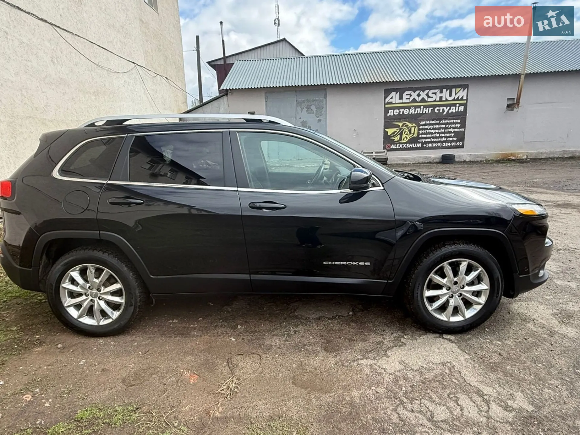 2016 Jeep Cherokee - мініатюра 9