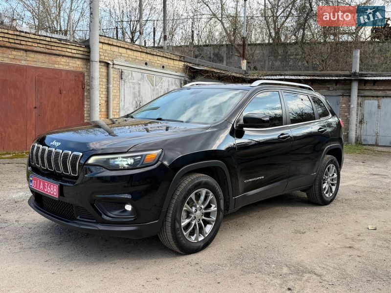 Внедорожник / Кроссовер Jeep Cherokee 2019 в Киеве