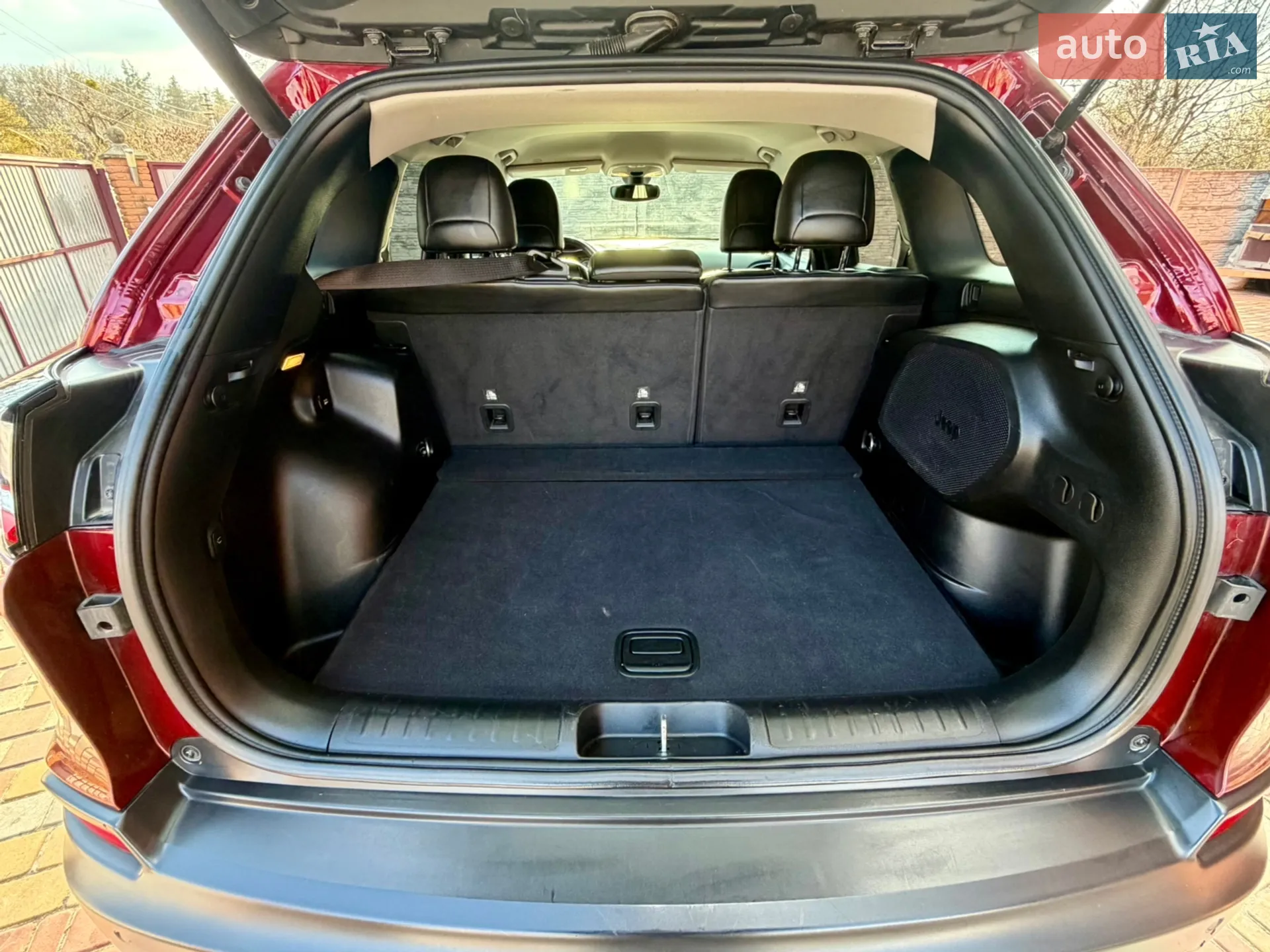 2019 Jeep Cherokee - мініатюра 19