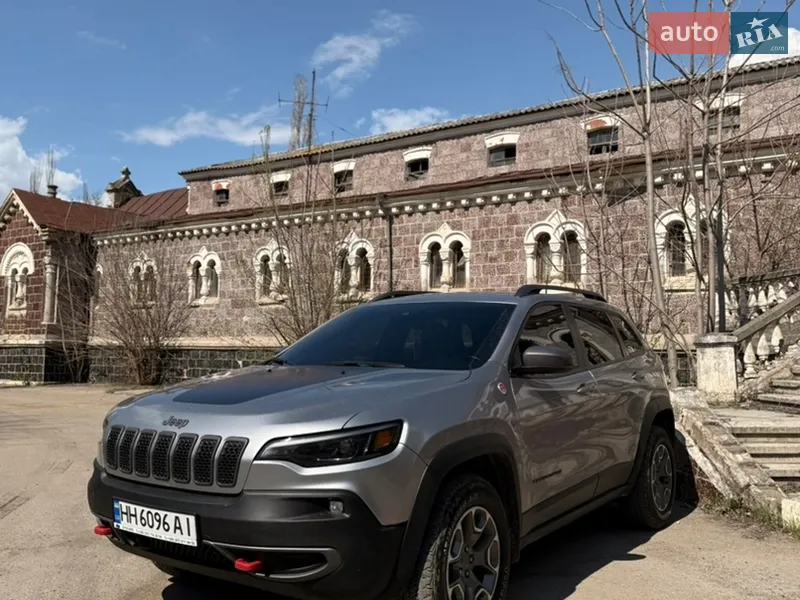 Jeep Cherokee