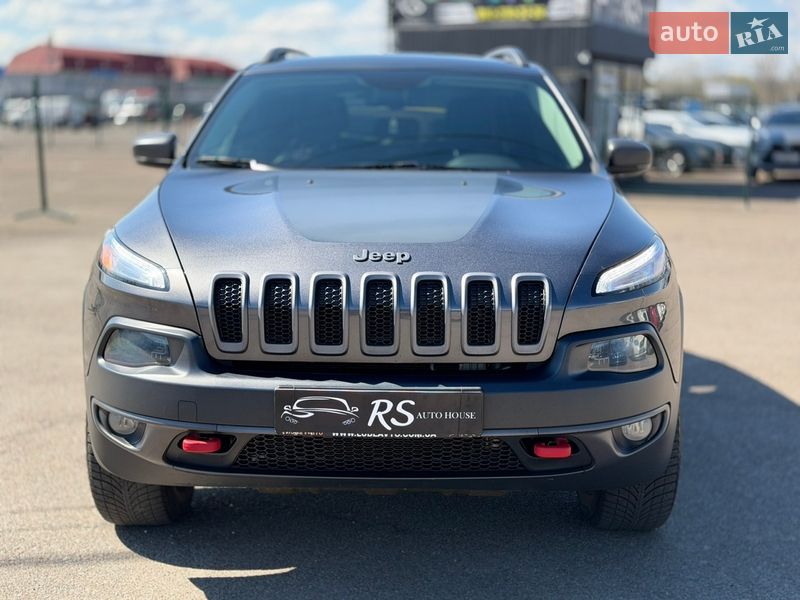 Внедорожник / Кроссовер Jeep Cherokee 2017 в Киеве