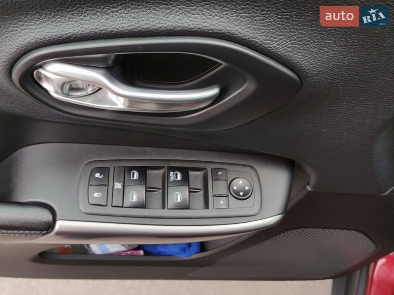 Внедорожник / Кроссовер Jeep Cherokee 2018 в Кременчуге фото 16 Внедорожник / Кроссовер Jeep Cherokee 2018 в Кременчуге