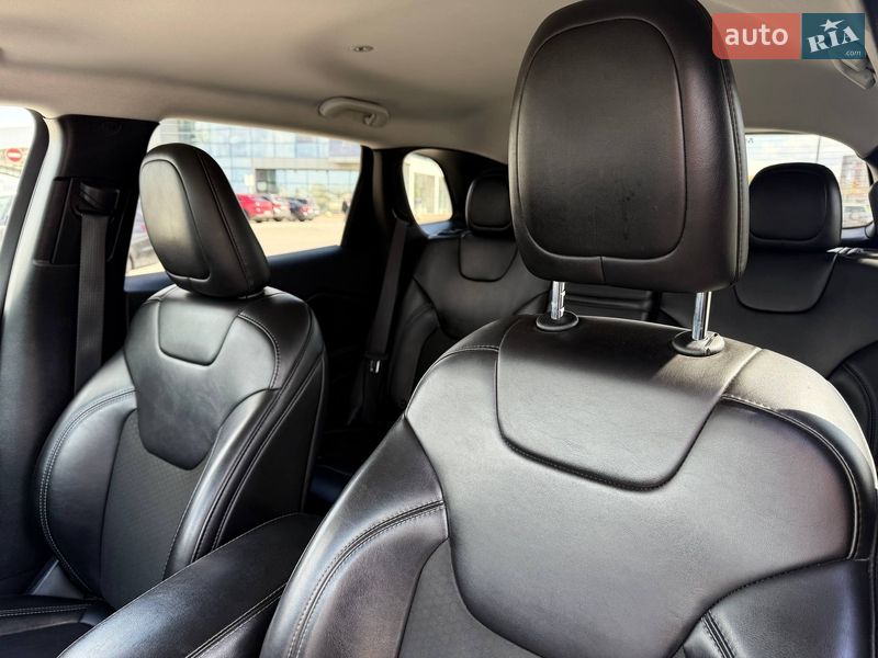 Внедорожник / Кроссовер Jeep Cherokee 2018 в Кривом Роге фото 43 Внедорожник / Кроссовер Jeep Cherokee 2018 в Кривом Роге