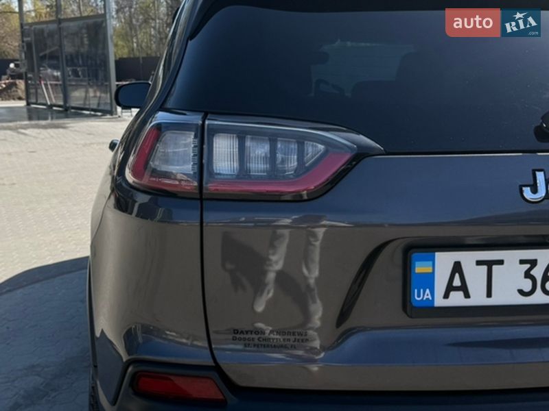 Позашляховик / Кросовер Jeep Cherokee 2020 в Києві