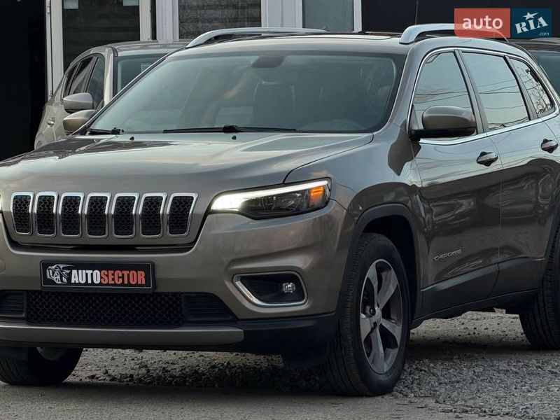 Внедорожник / Кроссовер Jeep Cherokee 2018 в Харькове