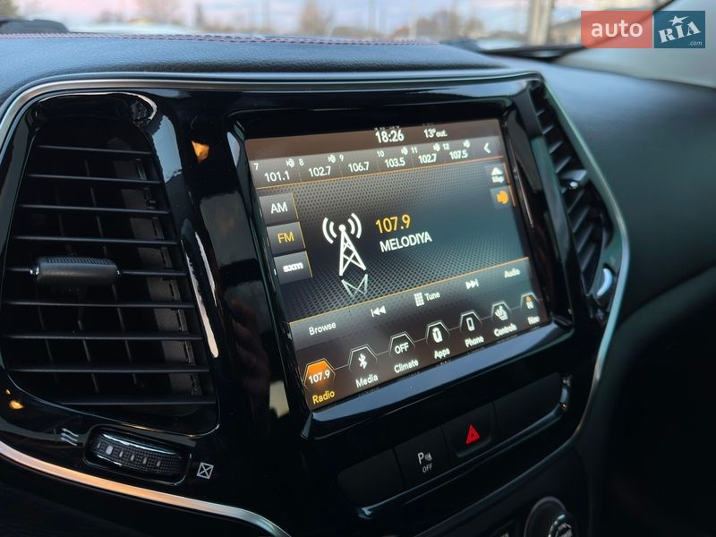 Внедорожник / Кроссовер Jeep Cherokee 2018 в Харькове