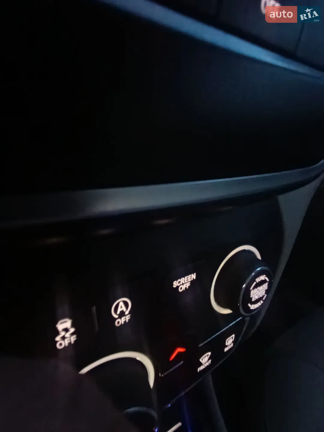 2020 Jeep Cherokee - мініатюра 32