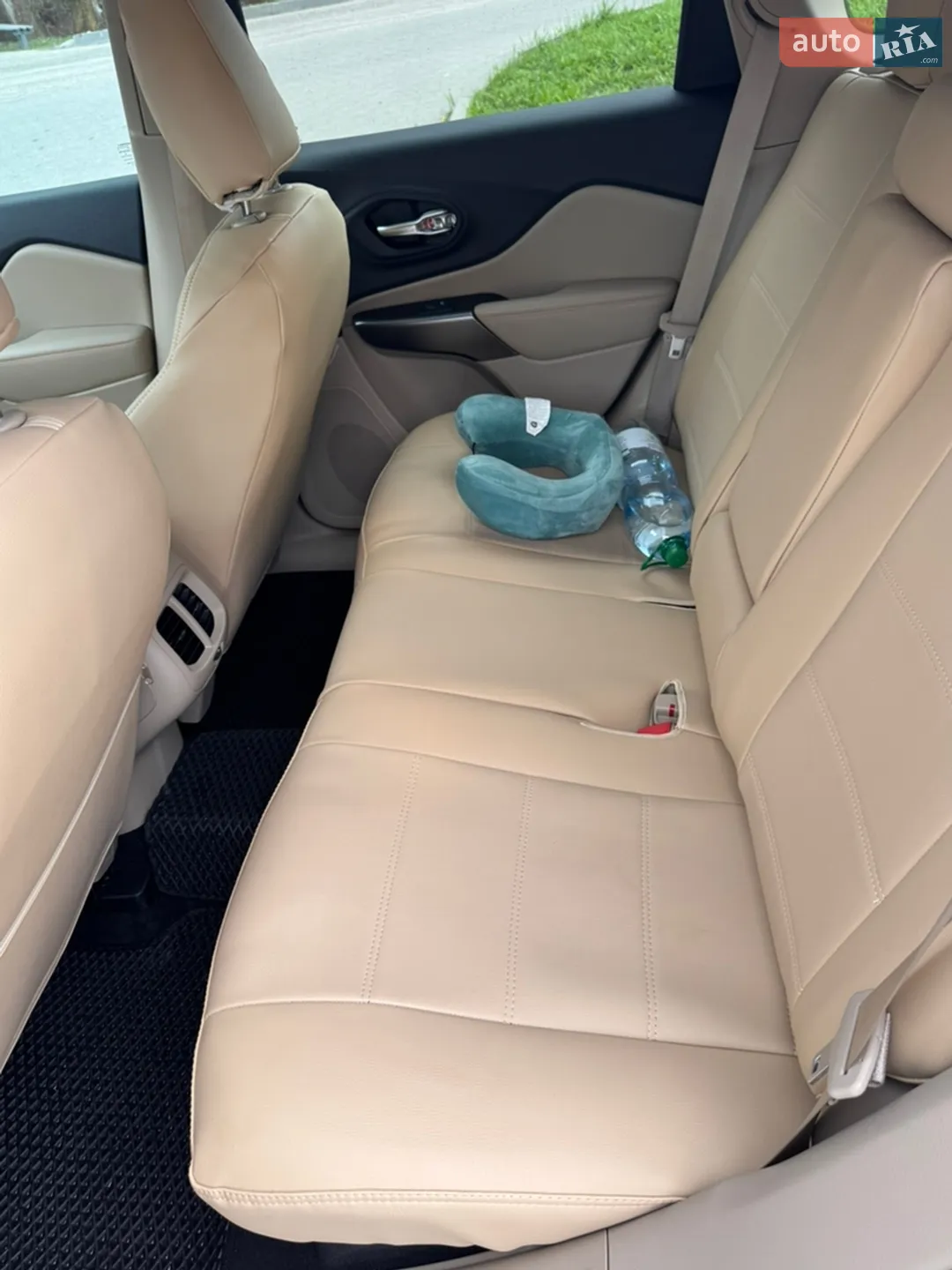 2019 Jeep Cherokee - мініатюра 17