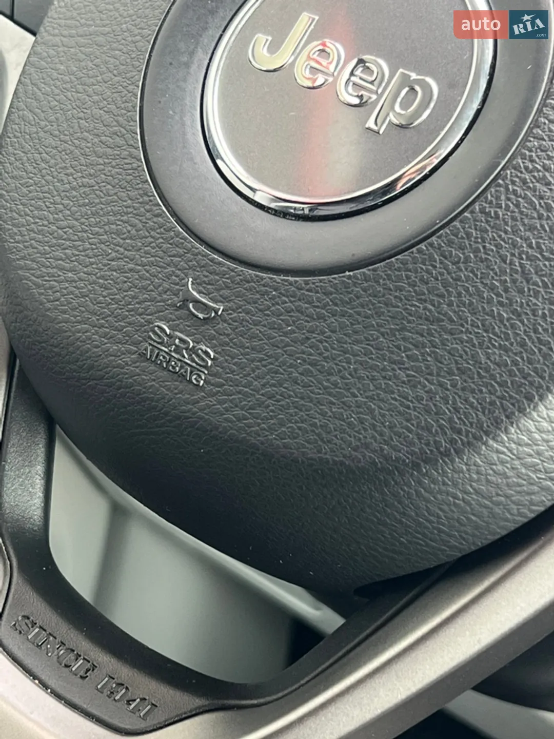 2019 Jeep Cherokee - мініатюра 13