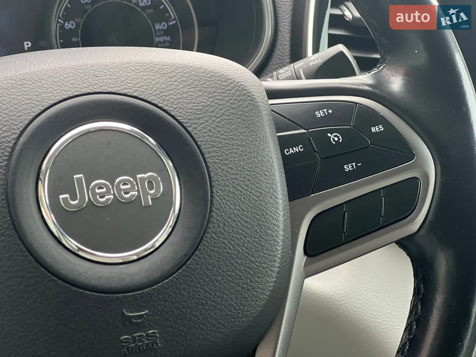 2019 Jeep Cherokee - мініатюра 38