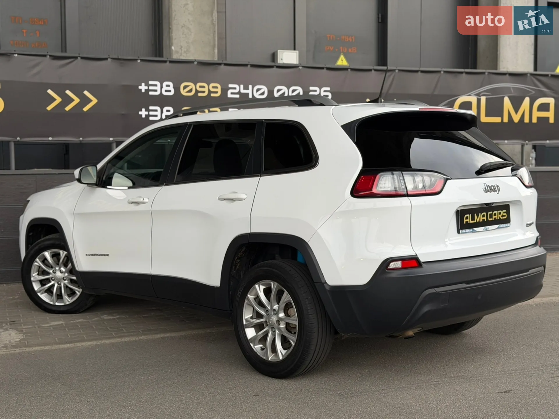 2019 Jeep Cherokee - мініатюра 24