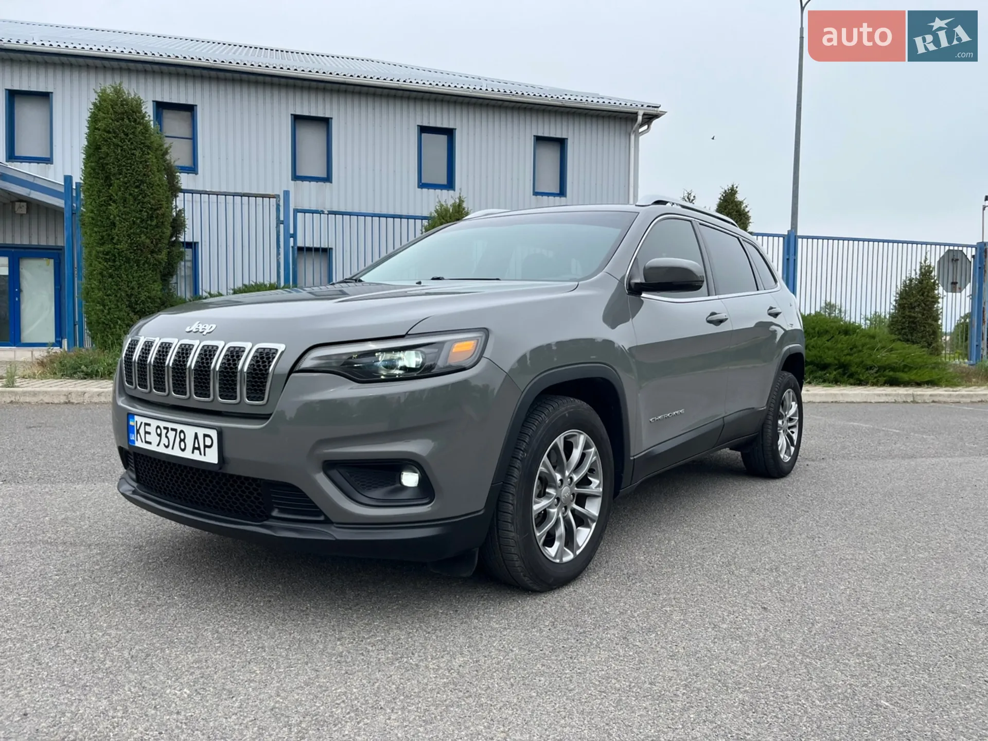 2019 Jeep Cherokee - мініатюра 3