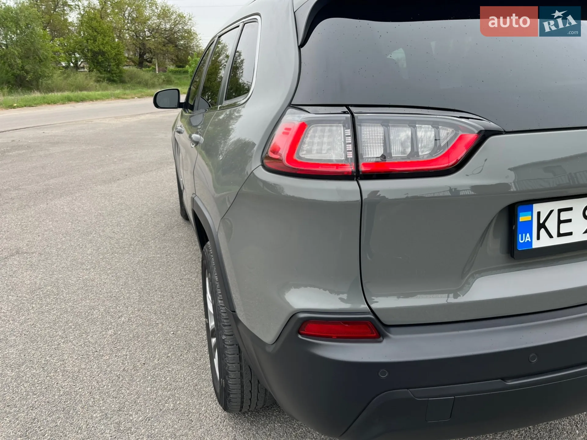 2019 Jeep Cherokee - мініатюра 12
