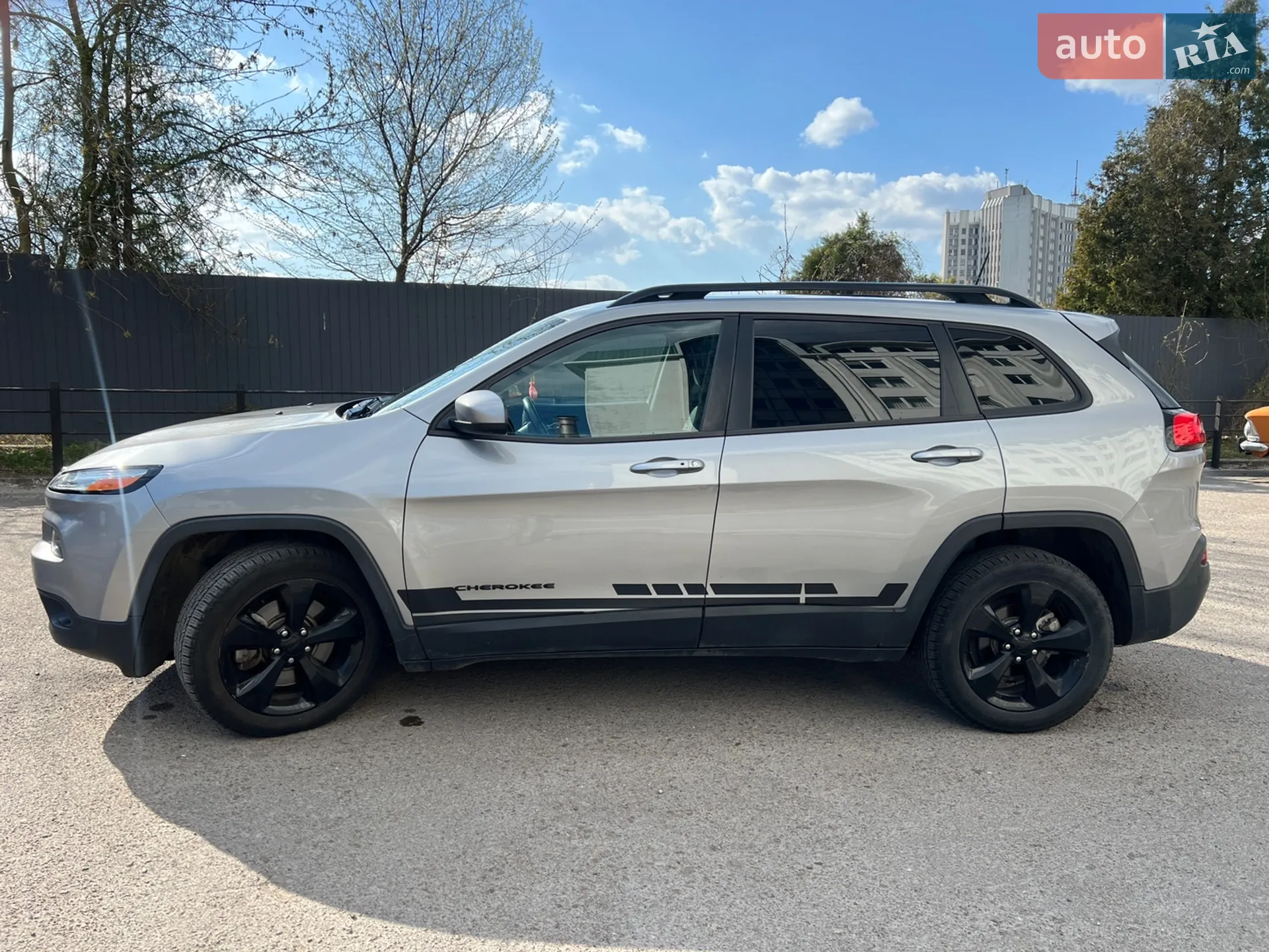 2015 Jeep Cherokee - мініатюра 10