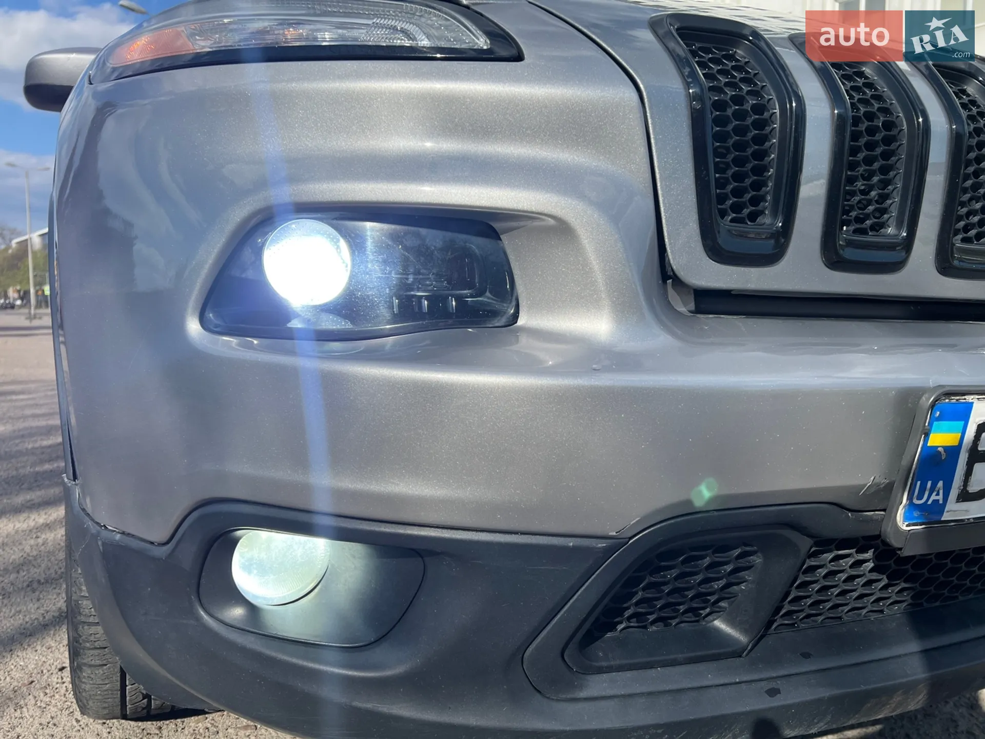 2015 Jeep Cherokee - мініатюра 29