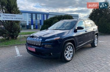 Позашляховик / Кросовер Jeep Cherokee 2015 в Рівному