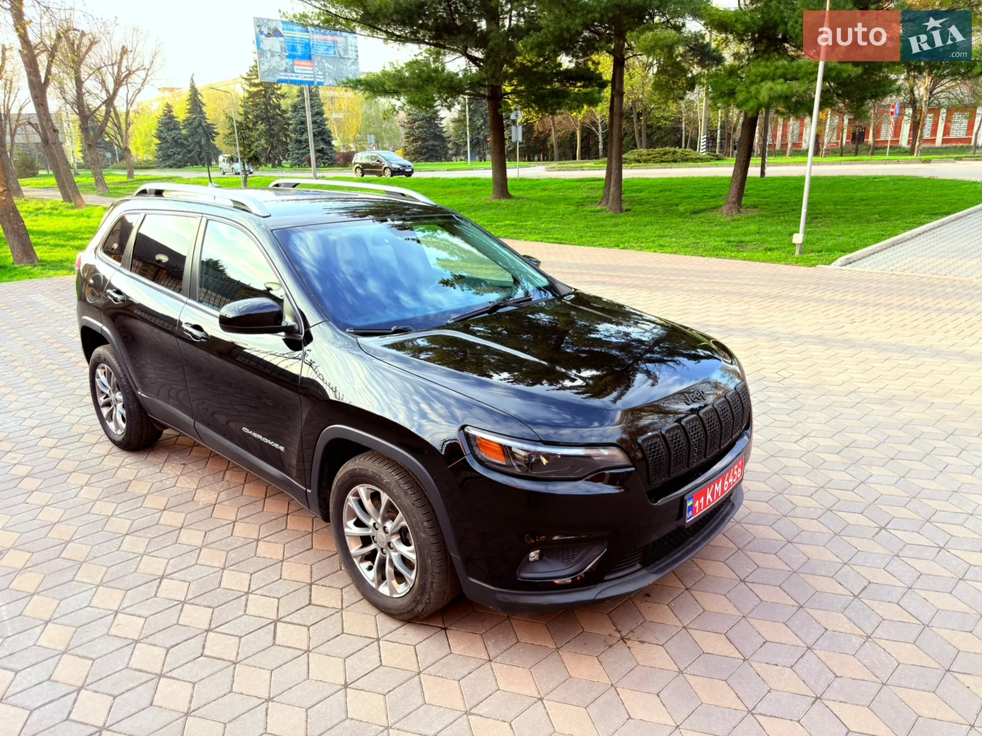 2018 Jeep Cherokee - мініатюра 3