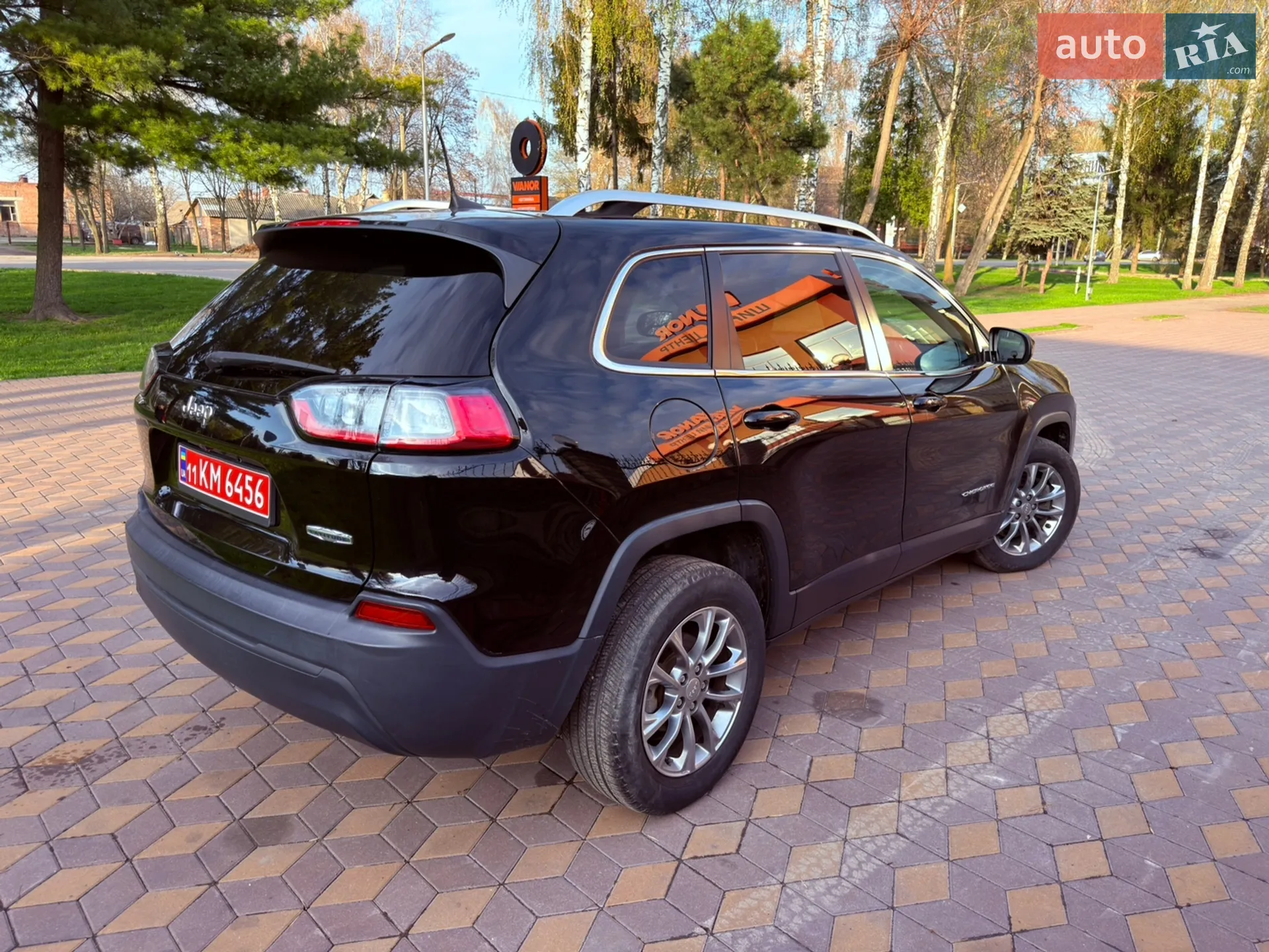 2018 Jeep Cherokee - мініатюра 25