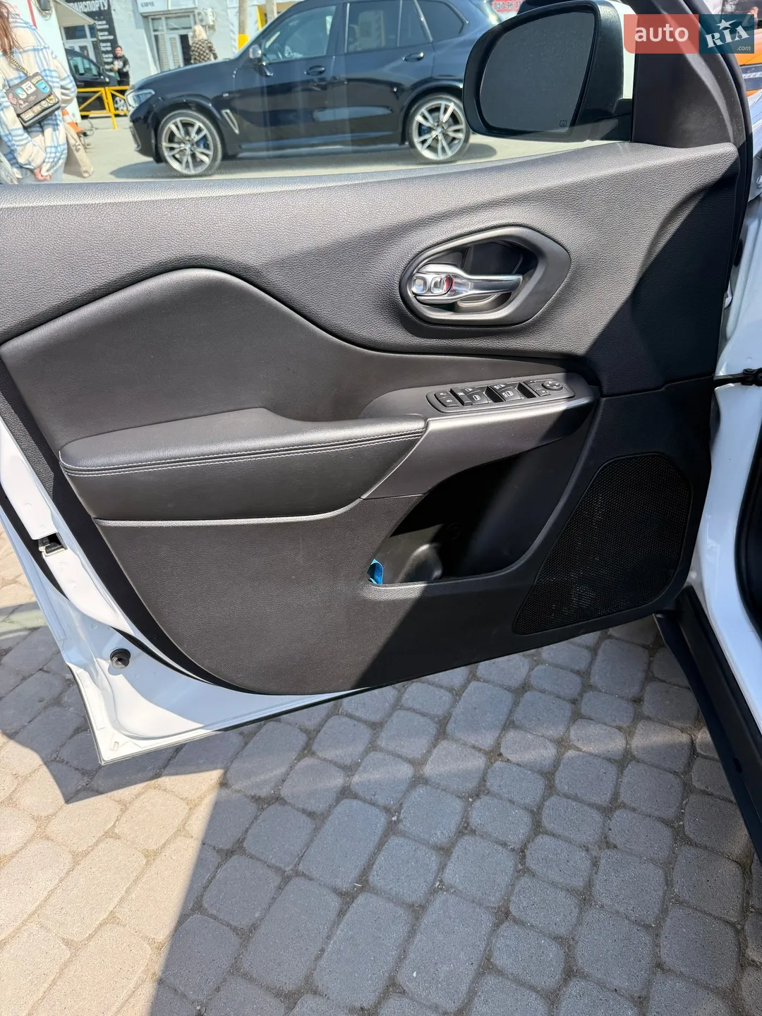 2018 Jeep Cherokee - мініатюра 10