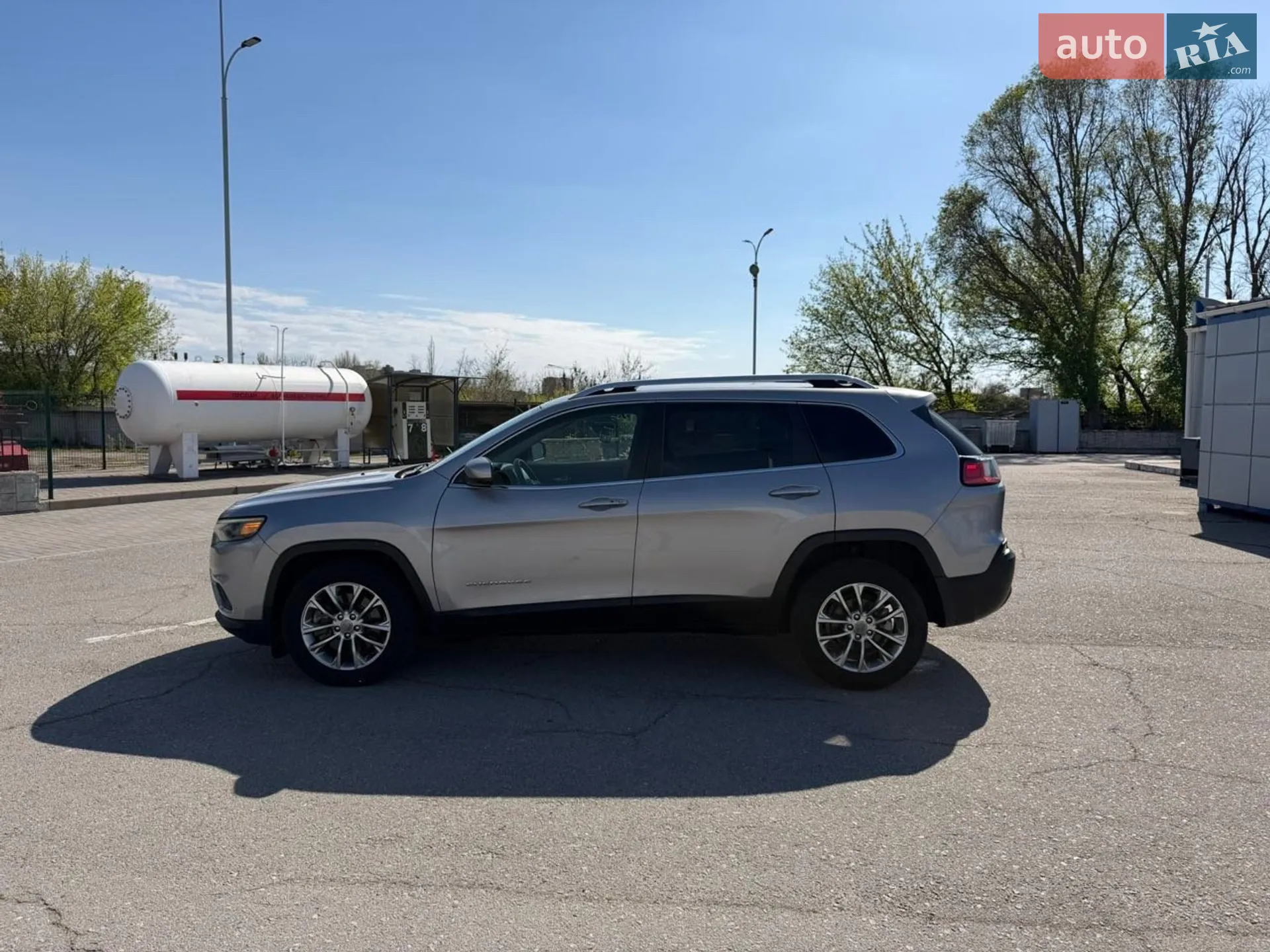 2019 Jeep Cherokee - мініатюра 6