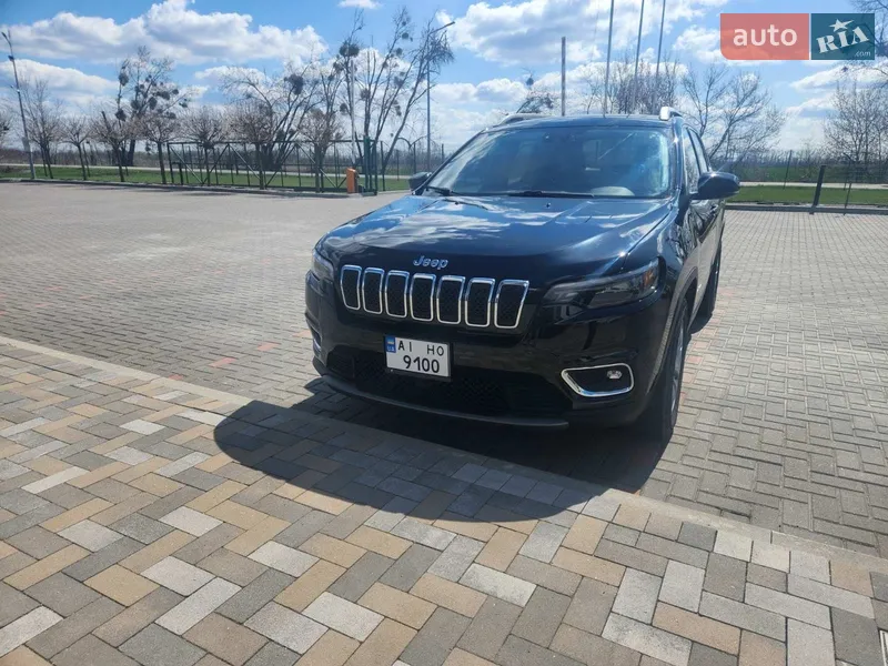 Jeep Cherokee