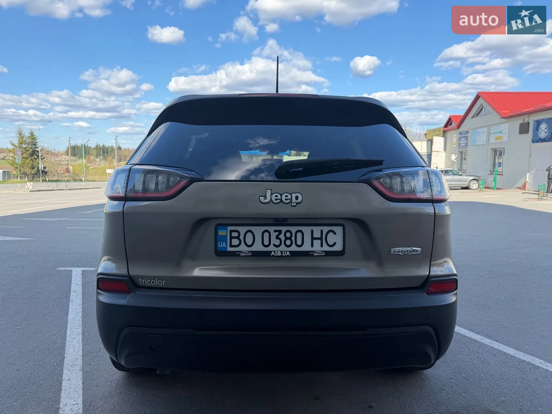 2019 Jeep Cherokee - мініатюра 11